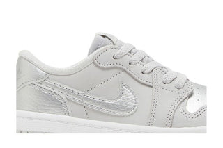 Jordan 1 Low OG Metallic Silver (TD)