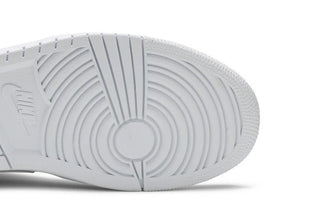 Jordan 1 Mid SE Nike Swoosh On Tour (2020)