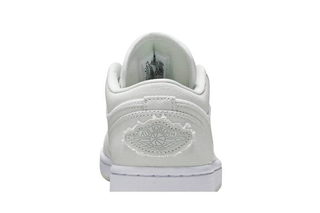 Jordan 1 Low Spruce Aura (Women's)