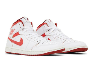 Jordan 1 Mid SE Dune Red