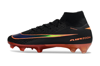 Professional soccer cleats with Zoom Air technology and Heat Pack for improved performance